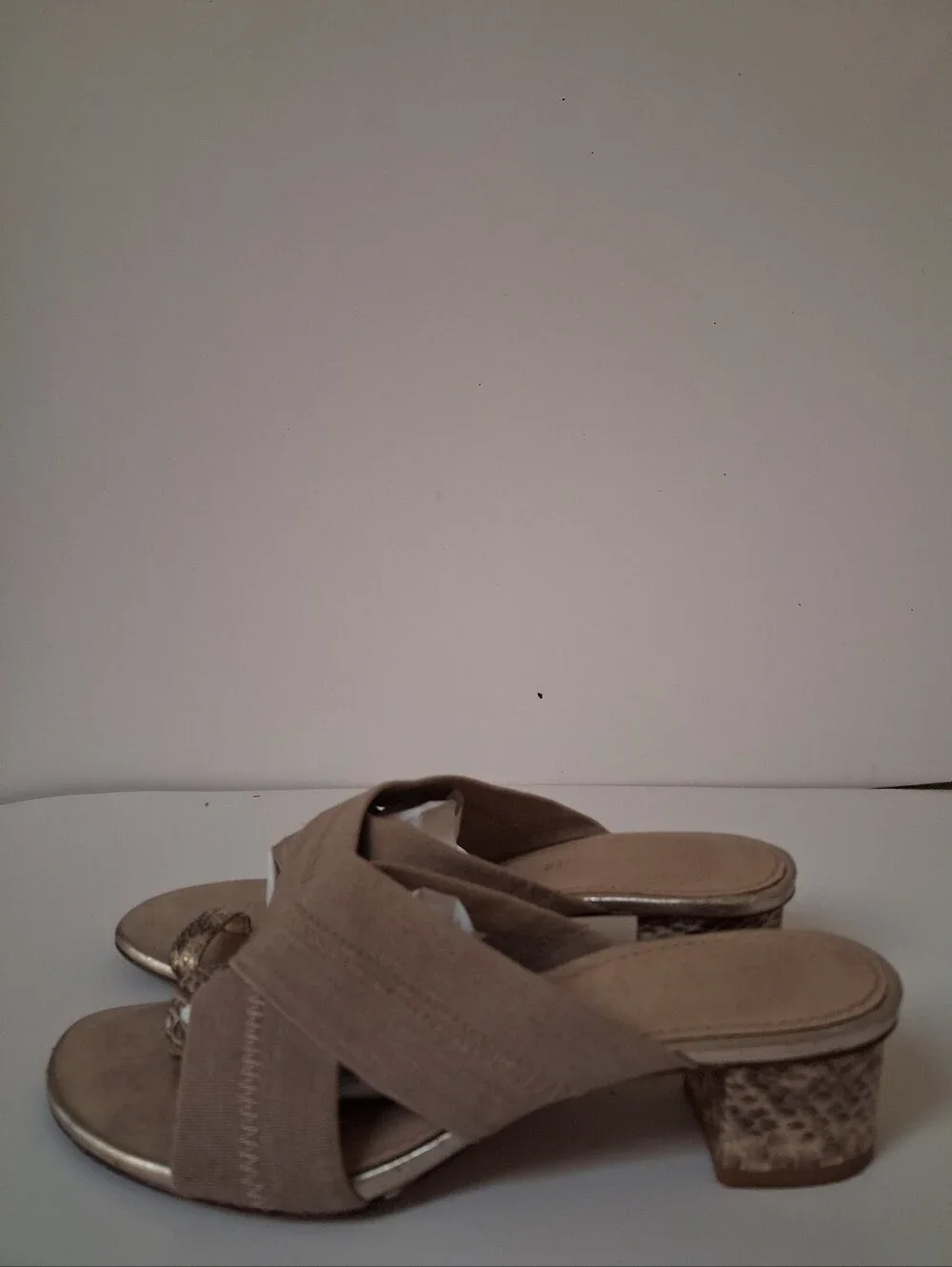 Donald J. Pliner Beige Stretch Slide Sandals Snake Print Block Heel Size 7